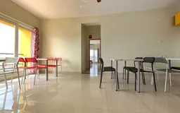 Prestige Living - Premium AC Women's Hostel - 5