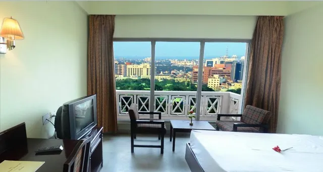 Royal Regency Lifotel by Crossway - 3