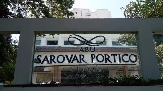 Abu Sarovar Portico