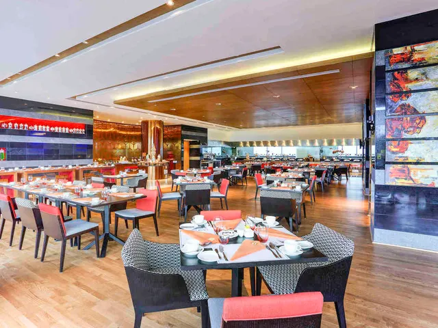 Novotel Chennai Sipcot - 2