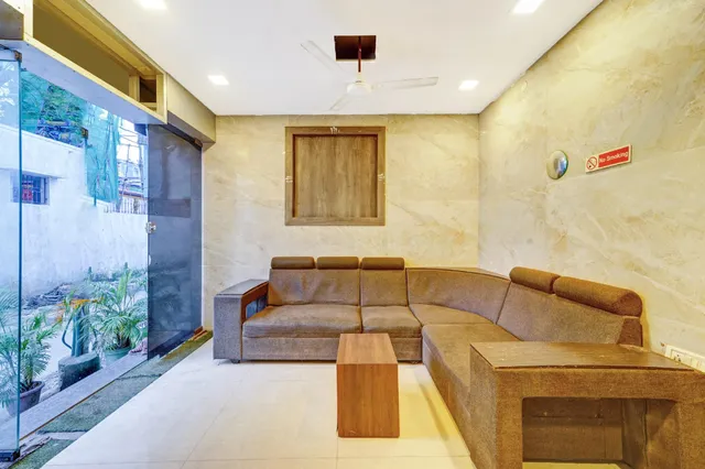 Flagship The Prince Park Near Pvr Spi Palazzo Chennai - 3