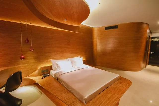 BOULEVARD by Design Hotel Chennai - 4