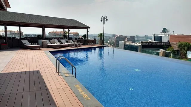 Ramada Plaza by Wyndham Chennai - 3