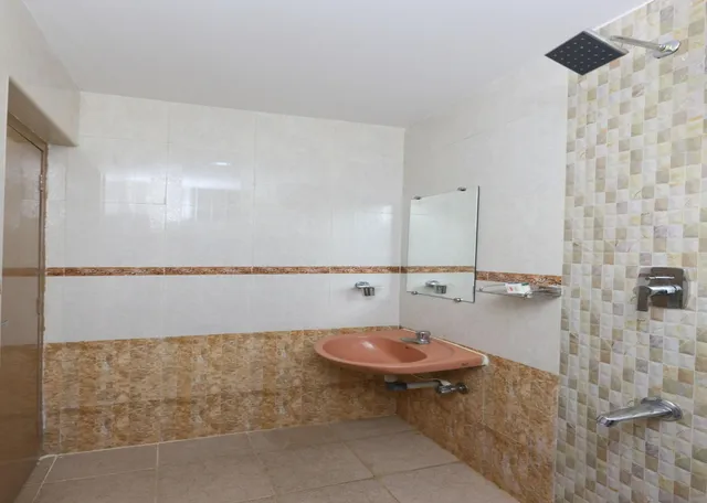 HOTEL GMT CENTRE - 3