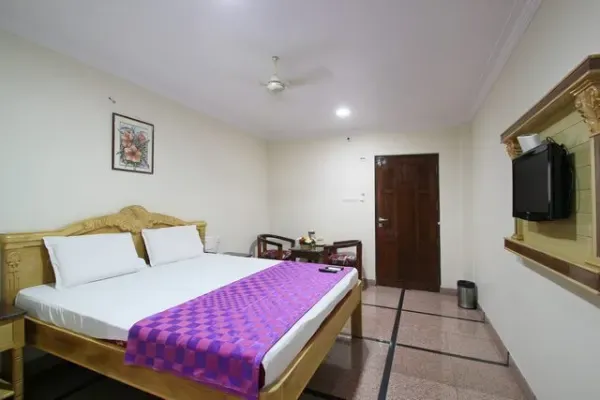 Hotel Adithya - 4