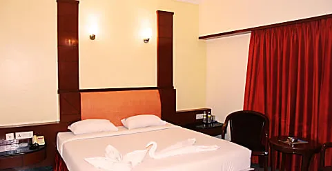 Hotel Ashiqa Palace - 3