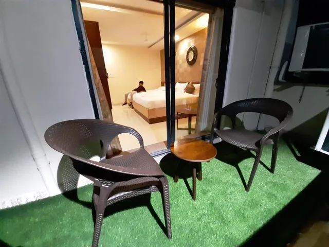 Liza Regency - Hotel & Restaurant - 3