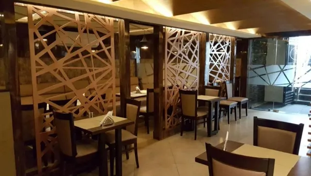 Liza Regency - Hotel & Restaurant - 2