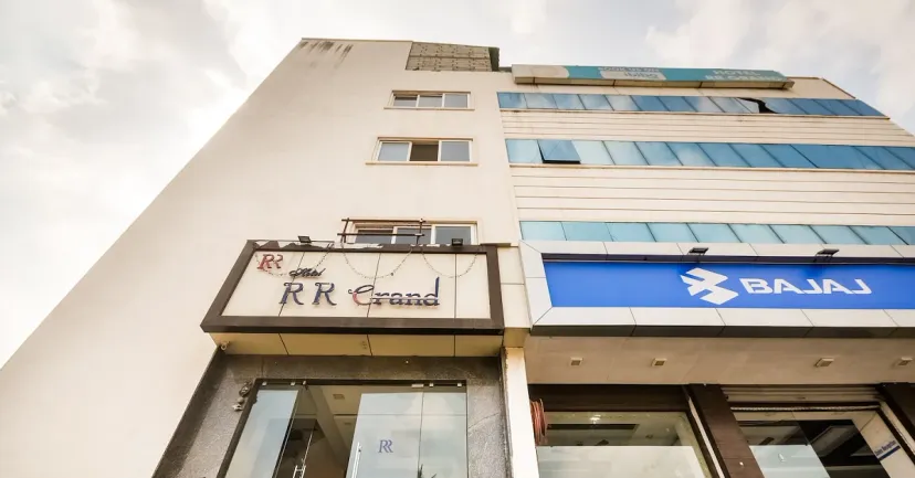 Capital O Hotel Rr Grand