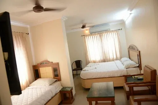 Hotel Vinayak and Thendral Bar - 3