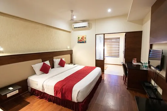 Hotel High Point - 4