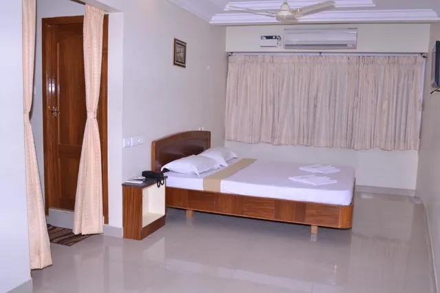 Hotel Susee Park - 4