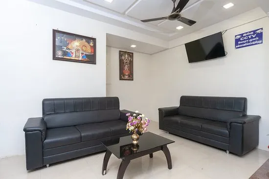 Famous Residency - 2