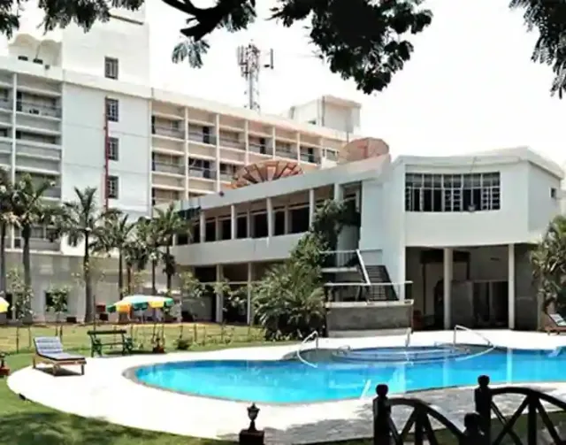 Fortune Pandiyan Hotel - 2