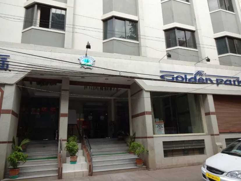 Hotel The Golden Park