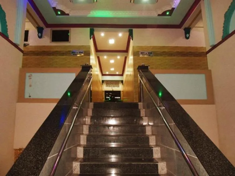 Hotel Rani Mangammal Residencies