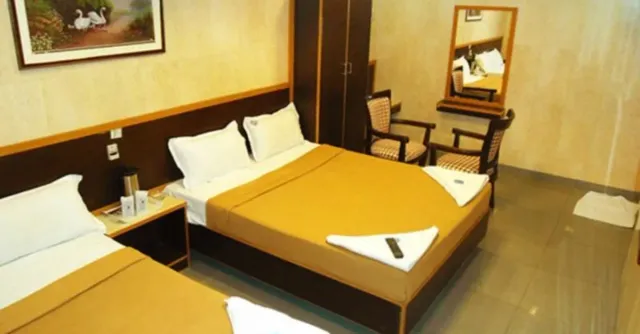 Hotel Rani Mangammal Residencies - 3