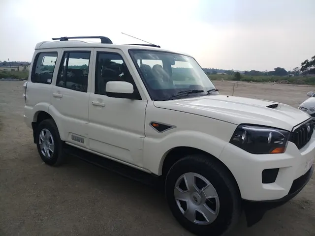 Speetek Rent A Car - 5