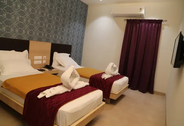 The Palm Residency - Ariyanoor - 4