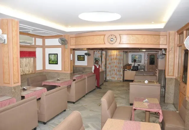 Hotel Ganesh Mahaal - 3