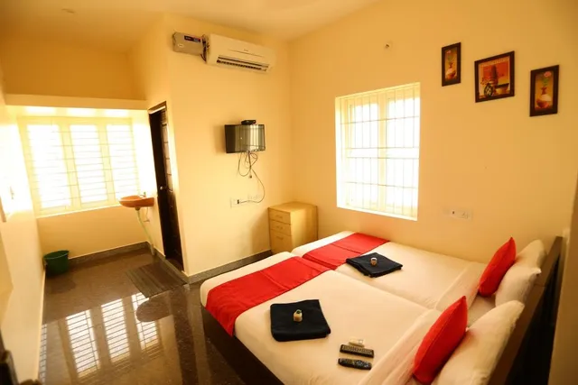 COASTAL GRAND Royal Residency - 4