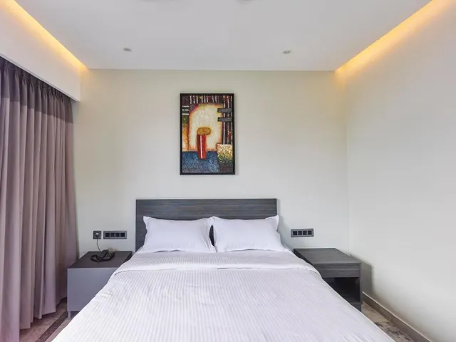 Ariya Nivaas - A Vegetarian Hotel - 3