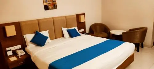 Royal Residency by Whitestone Suites - 4