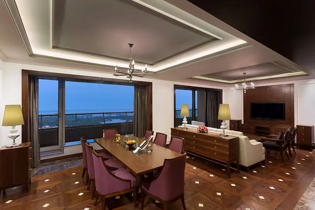 Crowne Plaza Kochi - 2