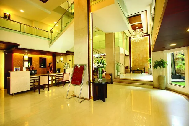 Broad Bean Hotel Kochi - 2