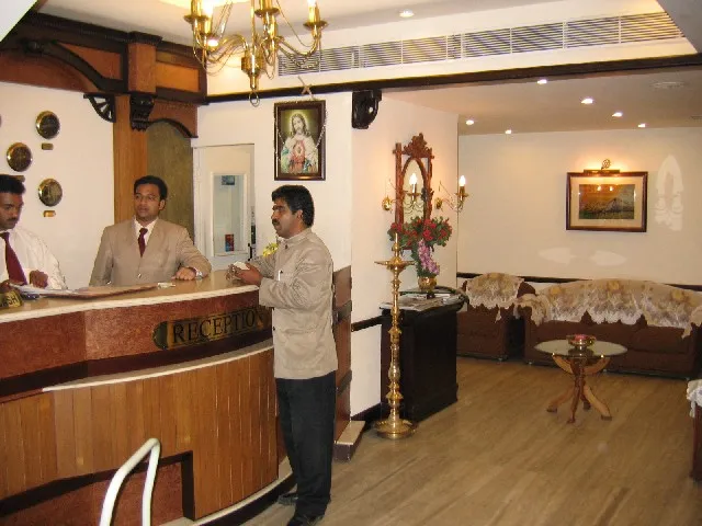 Hotel Yuvarani Residency - 2
