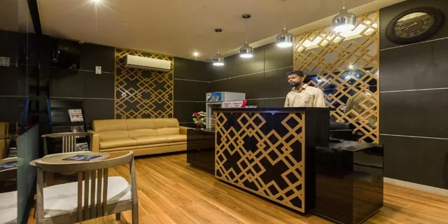 Qube Hotel Kochi - 2