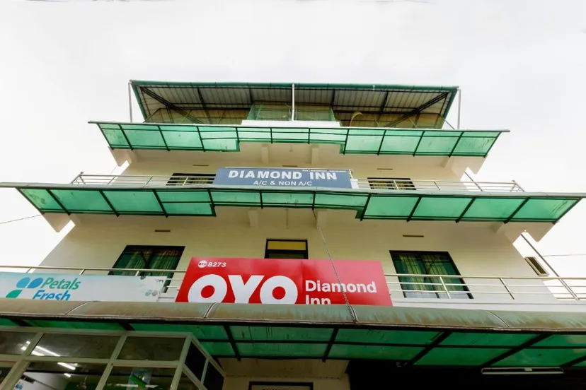 OYO Flagship Hotel Diamond In