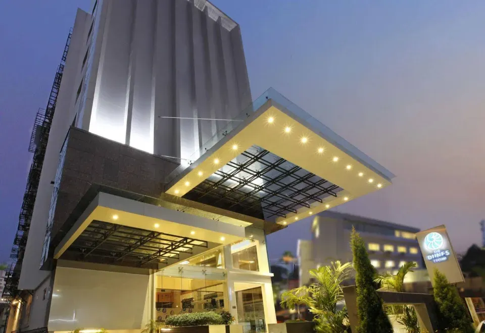 Ginger Kochi - MG Road