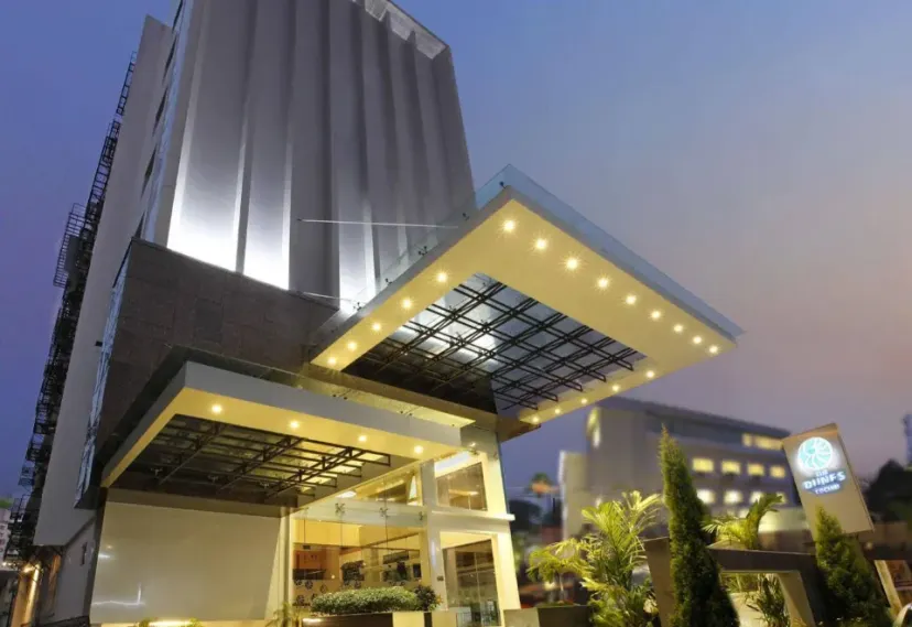 Ginger Kochi - MG Road