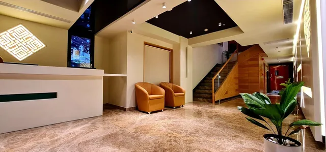 Townbridge Hotels & Suites - Ernakulam South - 2