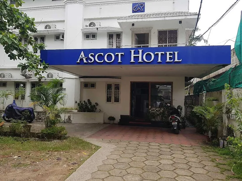 Ascot Hotel