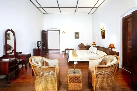 The Victory Dawn Hotel - 3