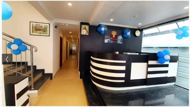 Puthens Capitol Inn - 2