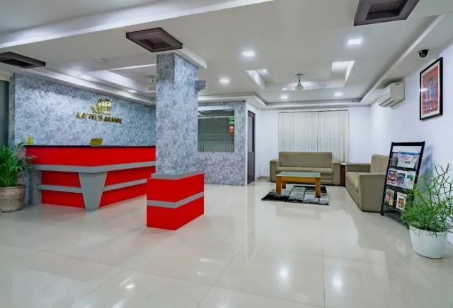 Kaypee's Grande | Hotel in Kochi - 2