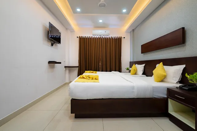 Kaypee's Grande | Hotel in Kochi - 4