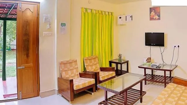 Palm Grove Serviced Villa - 3