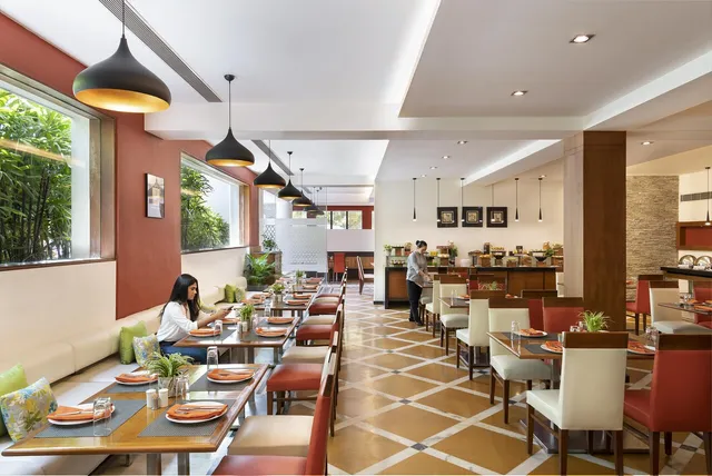 The Avenue Center Hotel - 3