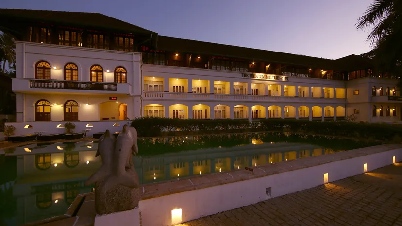 Brunton Boatyard - CGH Earth