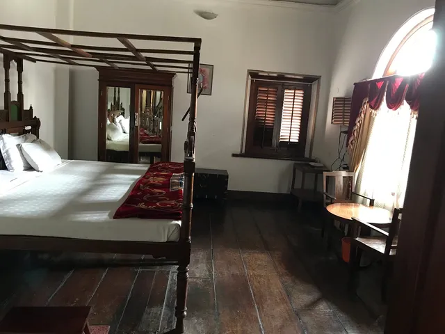 Ballard Bungalow - 4