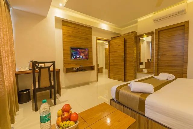 Grand Plaza Suites - 4