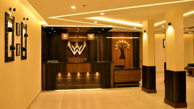 WHITE SUITE HOTEL - 2