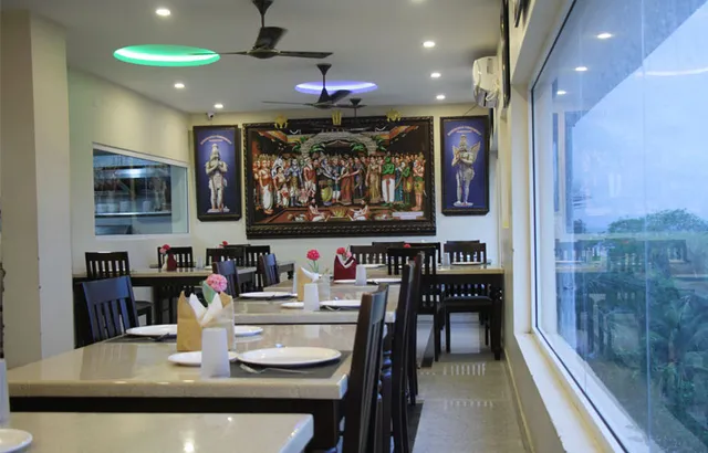 Hotel Brindavan Residency - 2