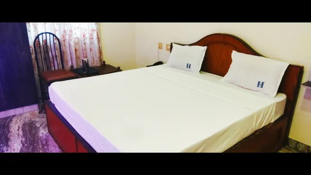 Hotel Hare Rama Hare Krishna - 4