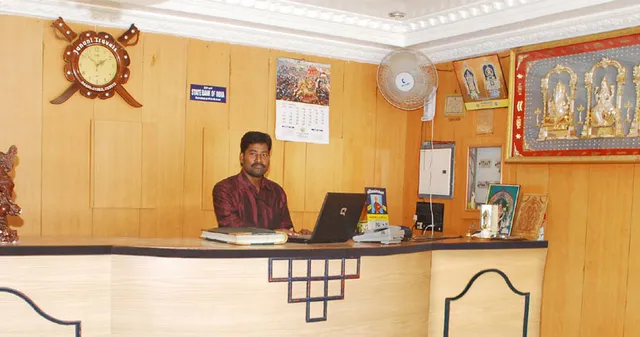 Hotel Sri Saravana - 2