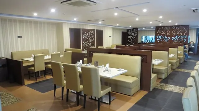 Hotel Himalayaa, A Bergamont Hotel - 2